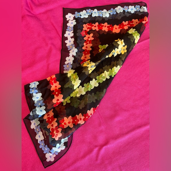 Vintage Harold's Silk Square Scarf, Red Green Yellow Blue Floral, 22 x 22 inches - Picture 4 of 7